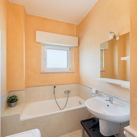 Residenza Miralago Iv By Wonderful Italy Apartment Desenzano del Garda