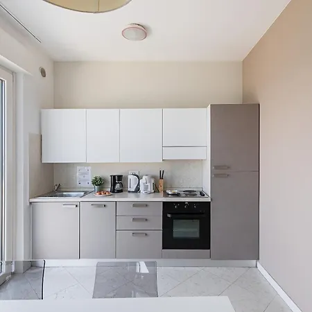 Appartement Residenza Miralago Iv By Wonderful Italy Desenzano del Garda