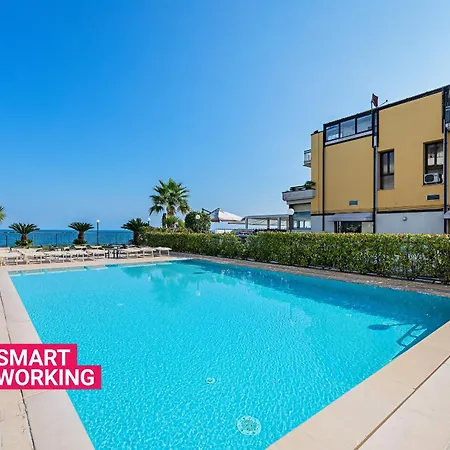 Residenza Miralago Iv By Wonderful Italy Desenzano del Garda